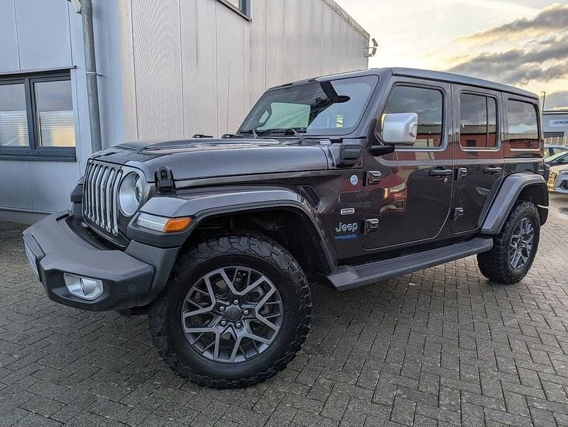 Gebraucht Jeep Wrangler Unlimited Sahara 272 PS (200 kW) 2021 Grau SUV