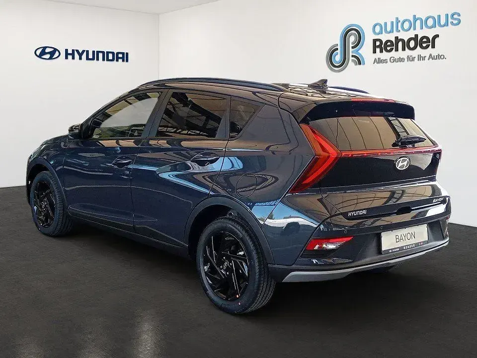Neu Hyundai Bayon Blackline 90 PS (66 kW) 2026 Grau SUV