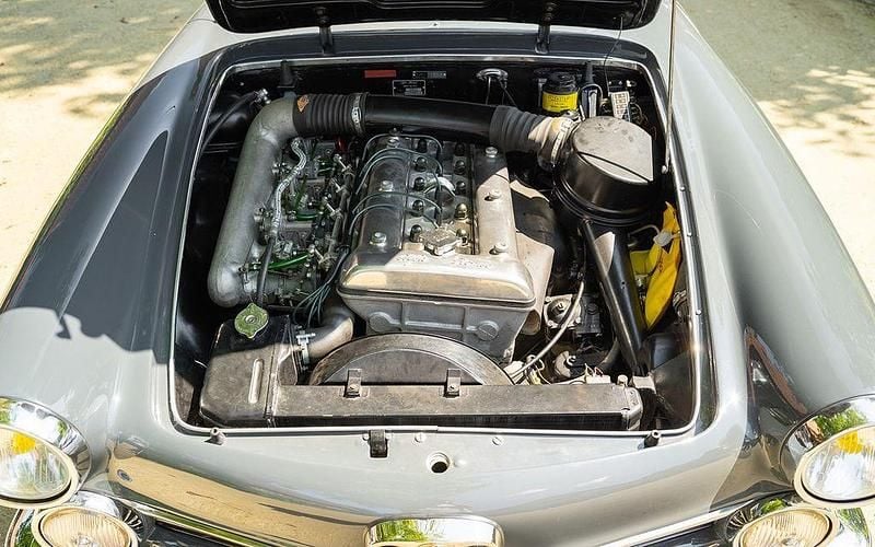 Gebraucht Alfa Romeo 2600 145 PS (106 kW) 1963 Grau Cabrio
