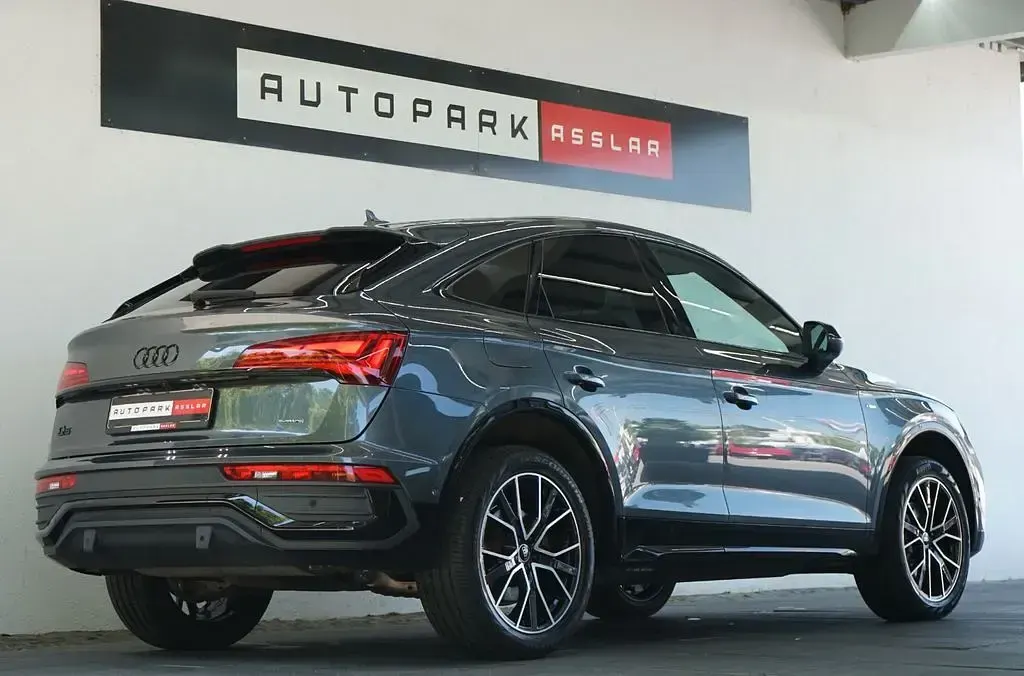 Gebraucht Audi Q5 Sportback S-Line 204 PS (150 kW) 2023 Grau SUV