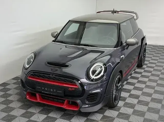 Gebraucht Mini John Cooper Works 231 PS (169 kW) 2020 Grau Kleinwagen