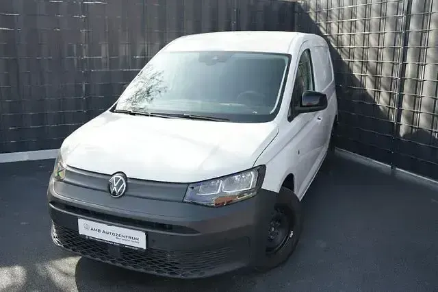 Second-hand VW Caddy 102 CP (75 kW) 2025 Alb Monovolum