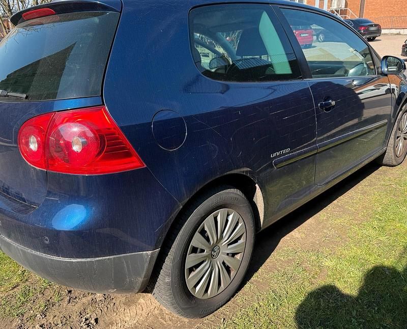 Gebraucht VW Golf V 80 PS (58 kW) 2008 Blau Kleinwagen