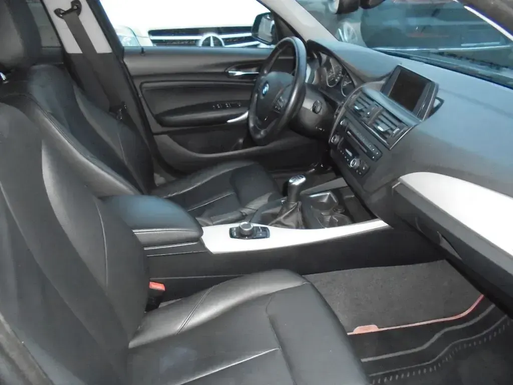 Gebraucht BMW 116 136 PS (100 kW) 2013 Grau Kleinwagen