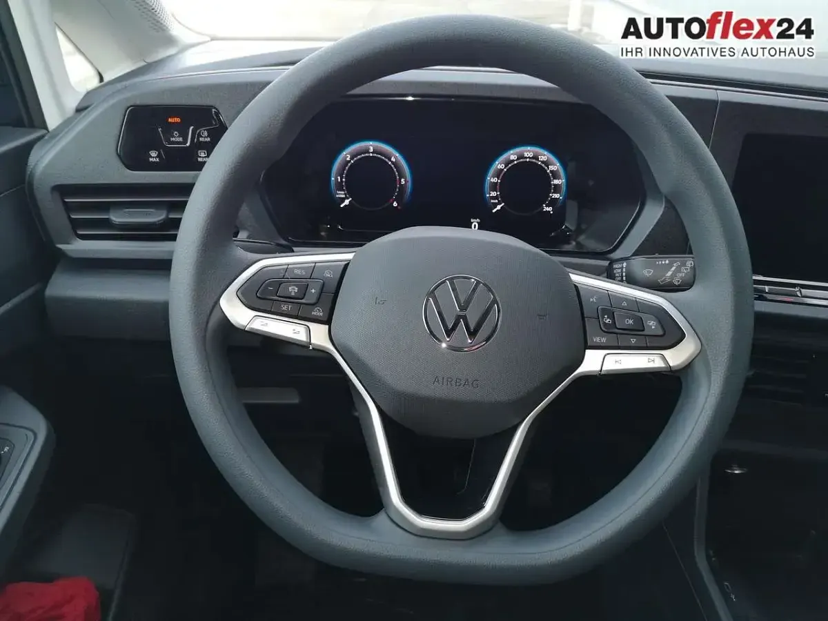 Neu VW Caddy Edition 116 PS (85 kW) 2026 Deep black perleffekt Van / Kleinbus