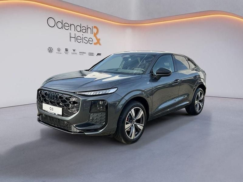 Grau Neu 2025 Audi Q3 Sportback Sport SUV | 54.490 € (Teuer) - Bild 1/4