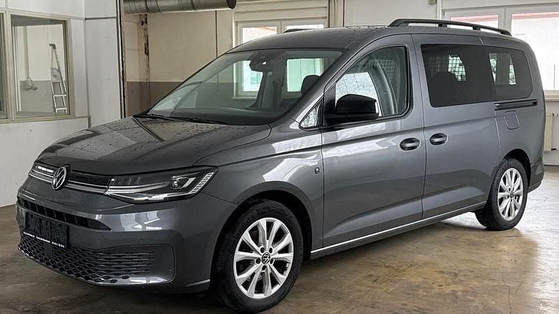 Gebraucht VW Caddy Maxi Life 122 PS (89 kW) 2022 Grau Van / Kleinbus