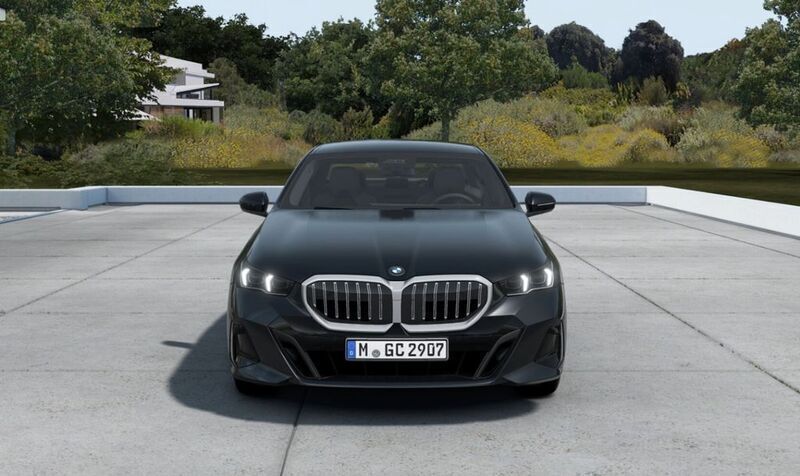 Neu BMW 540 M Sport 303 PS (222 kW) 2025 Grau Limousine