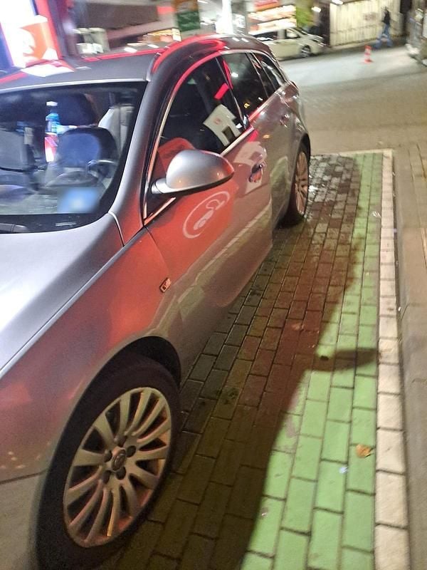 Gebraucht Opel Insignia 131 PS (96 kW) 2010 Silber Kombi