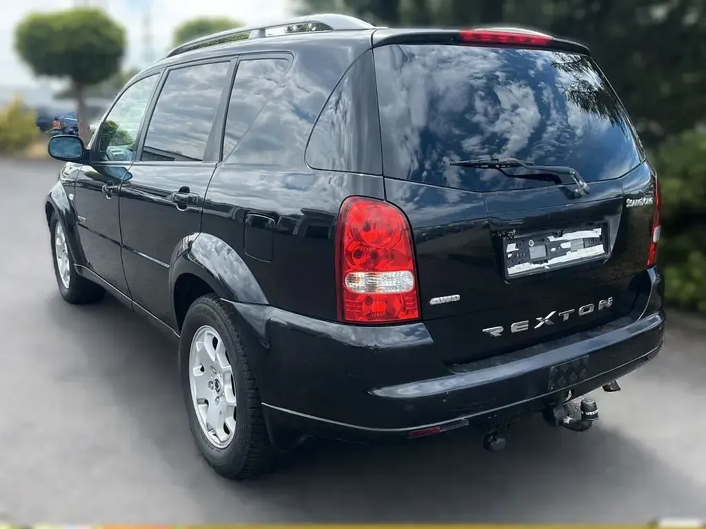 Gebraucht SsangYong Rexton 186 PS (136 kW) 2007 Schwarz SUV