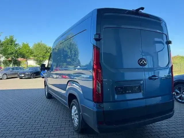 Gebraucht Maxus V90 87 PS (63 kW) 2022 Blau Van