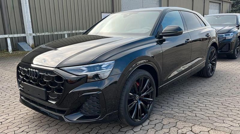 Schwarz Neu 2025 Audi Q8 S-Line SUV | 80.861 € - Bild 1/4