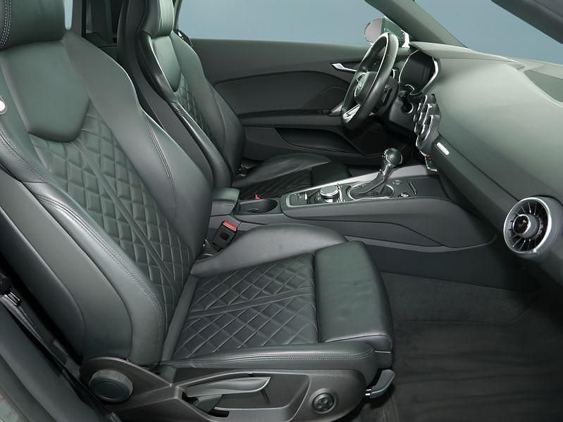 Gebraucht Audi TT Roadster 245 PS (180 kW) 2022 Grau Cabrio