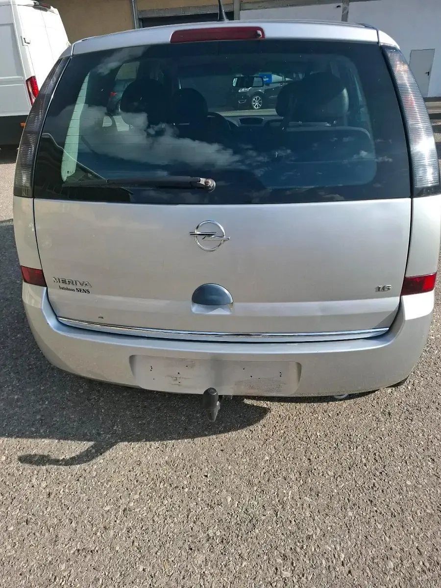 Gebraucht Opel Meriva 105 PS (77 kW) 2006 Silber Van / Kleinbus