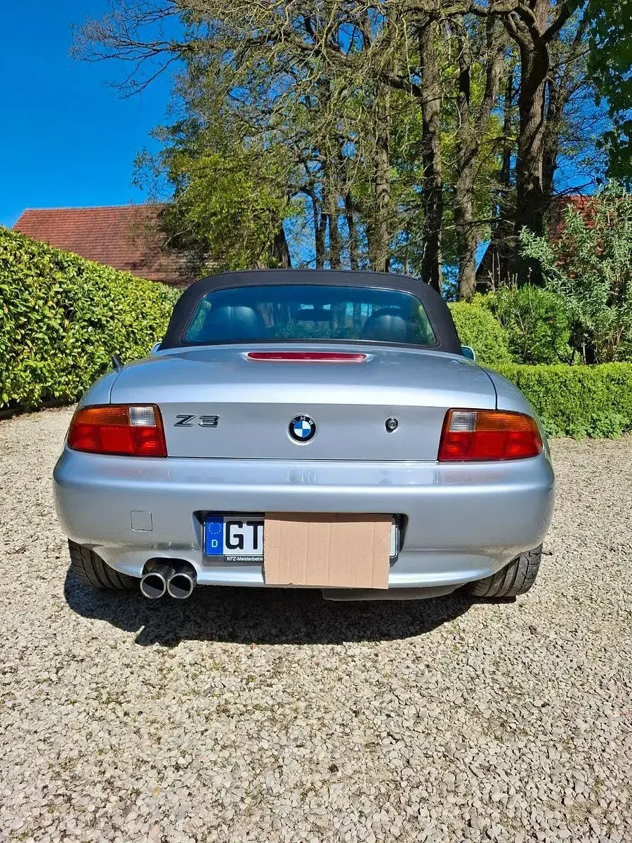 Gebraucht BMW Z3 116 PS (85 kW) 1998 Silber Cabrio