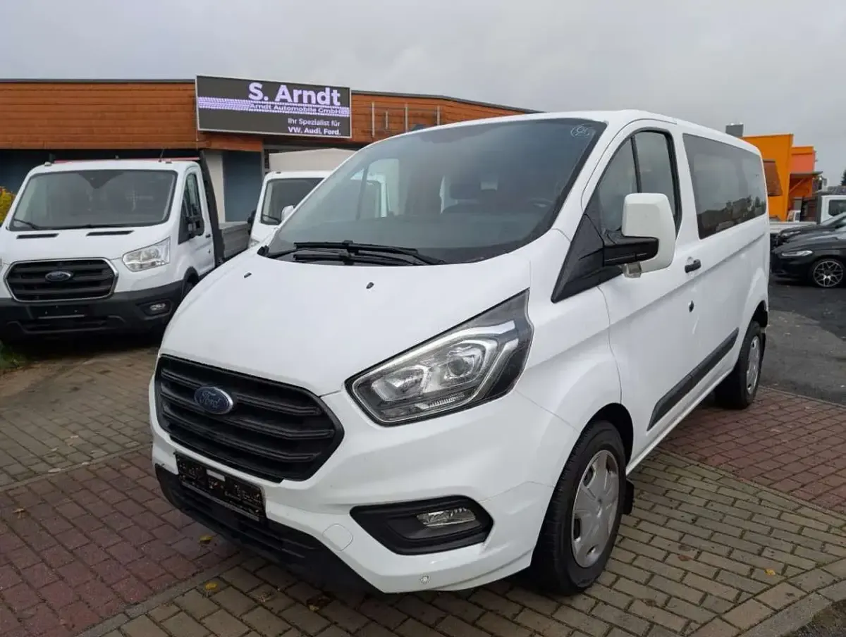 Gebraucht Ford Transit Custom Trend 185 PS (136 kW) 2022 Weiss Van