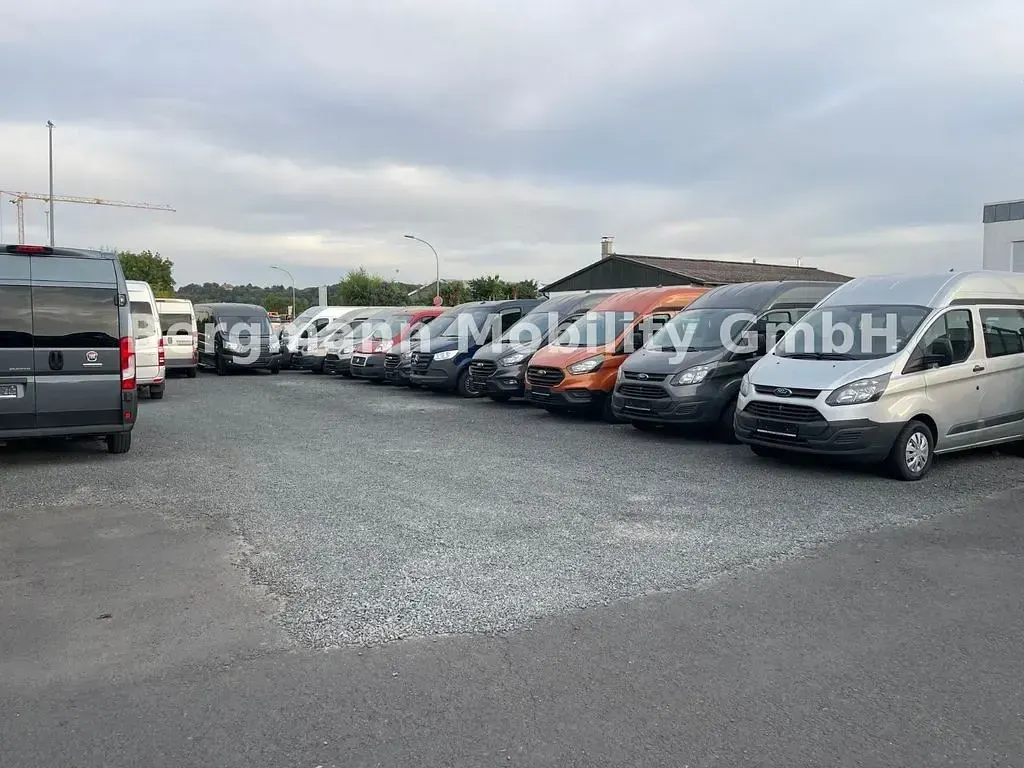 Usata Ford Transit Custom 105 CV (77 kW) 2018 Blu Monovolume