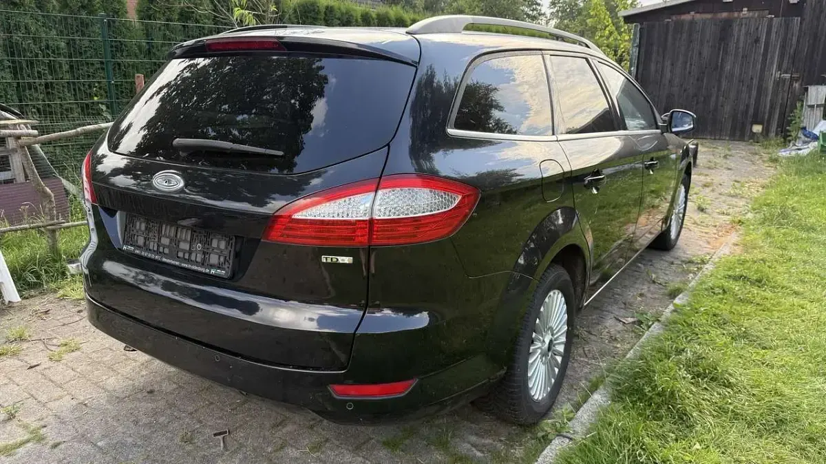 Gebraucht Ford Mondeo Titanium 140 PS (102 kW) 2008 Schwarz Kombi