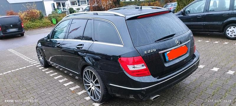 Gebraucht Mercedes C220 175 PS (128 kW) 2012 Schwarz Kombi