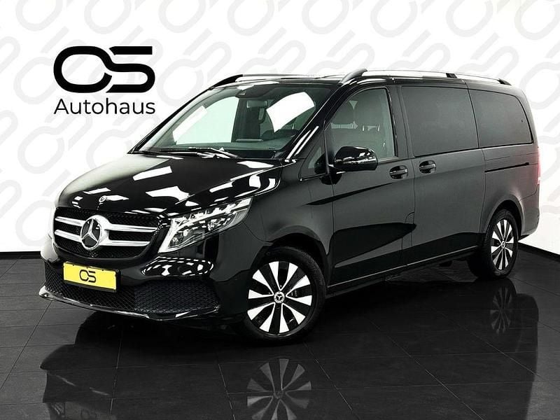 Schwarz Gebraucht 2024 Mercedes V250 Van / Kleinbus | 63.450 € (Superpreis) - Bild 1/4