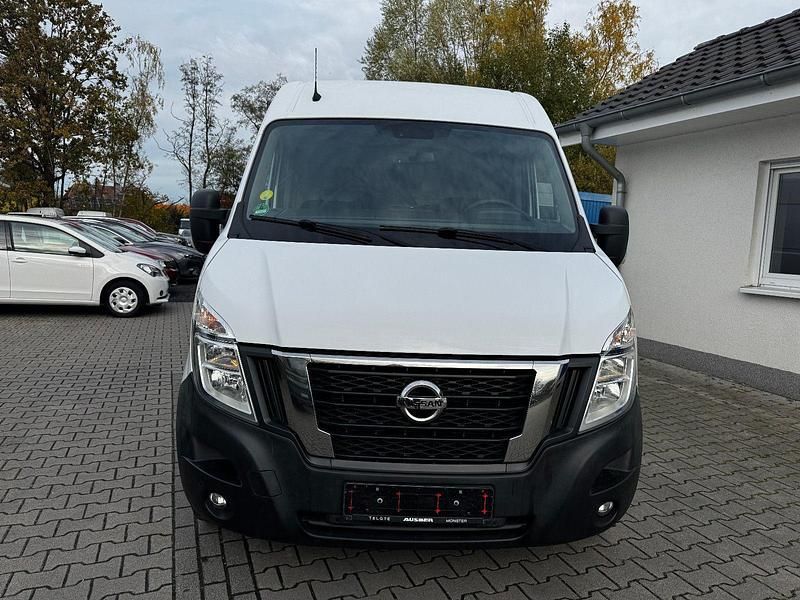 Weiß Gebraucht 2020 Nissan NV400 Comfort Van | 11.990 € (Fairer Preis) - Bild 1/4