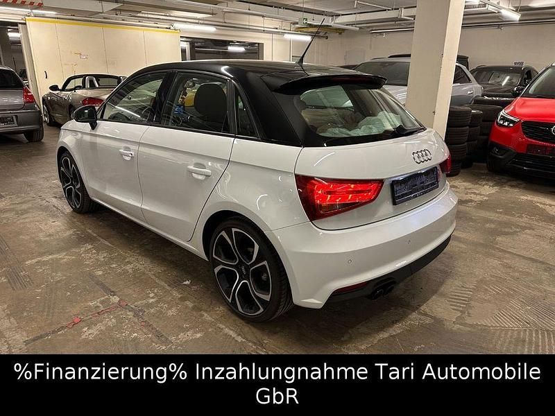 Weiß Gebraucht 2017 Audi A1 Sportback Sport Kleinwagen | 15.980 € (Fairer Preis) - Bild 1/4