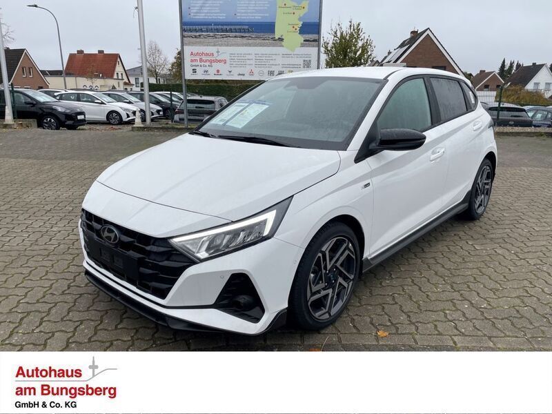 Weiß Gebraucht 2024 Hyundai i20 N Line Limousine | 25.990 € (Teuer) - Bild 1/3