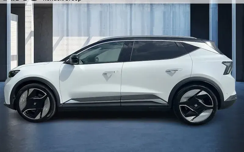 Gebraucht Renault Scenic E-Tech Iconic 160 kW (218 PS) 2024 Weiss qnc+schwarz gne SUV