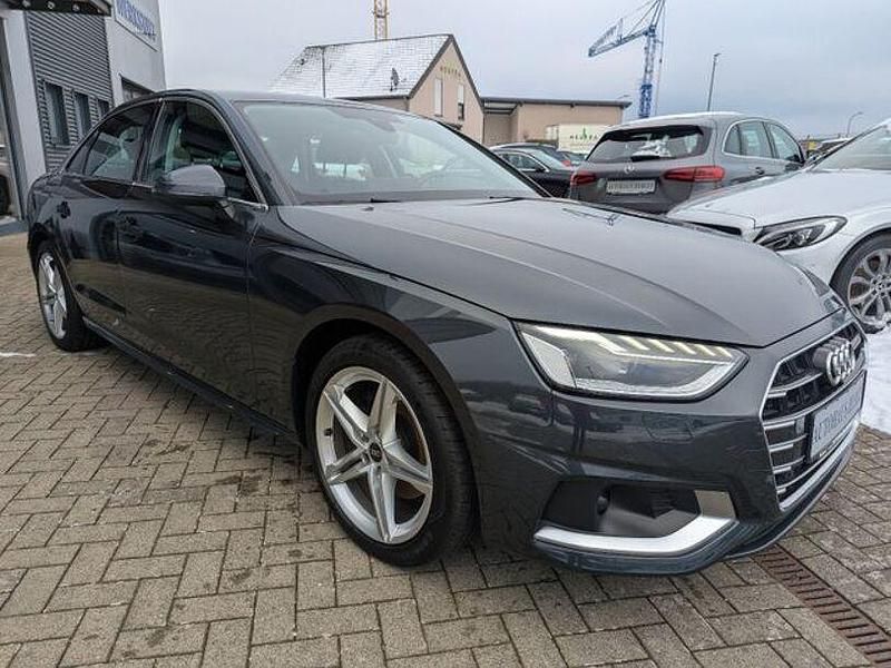 Gebraucht Audi A4 Advanced 150 PS (110 kW) 2022 Grau Limousine