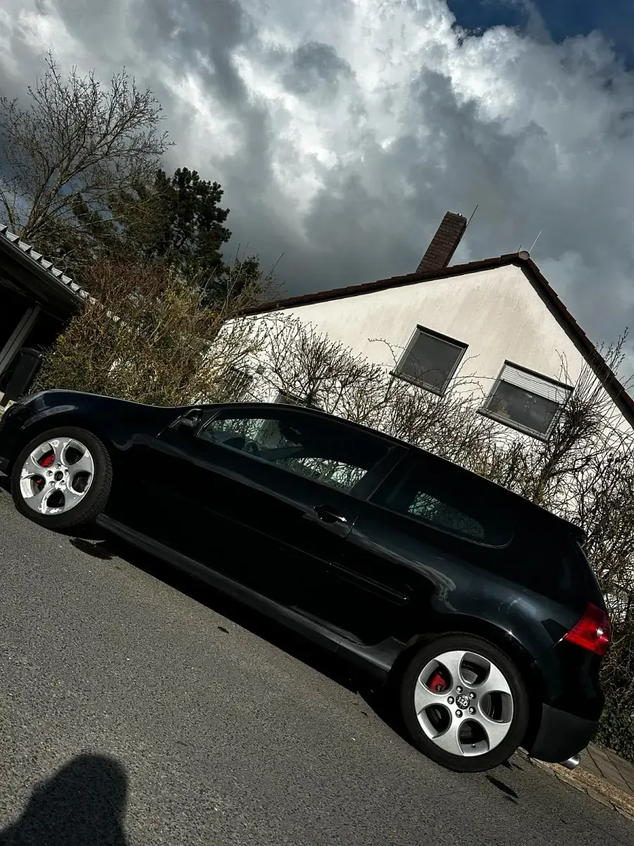 Gebraucht VW Golf V GTI 200 PS (147 kW) 2005 Schwarz Kleinwagen