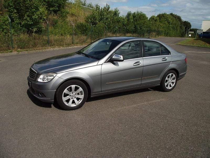 Grau Gebraucht 2007 Mercedes C200 Limousine | 4.500 € (Guter Preis) - Bild 1/4