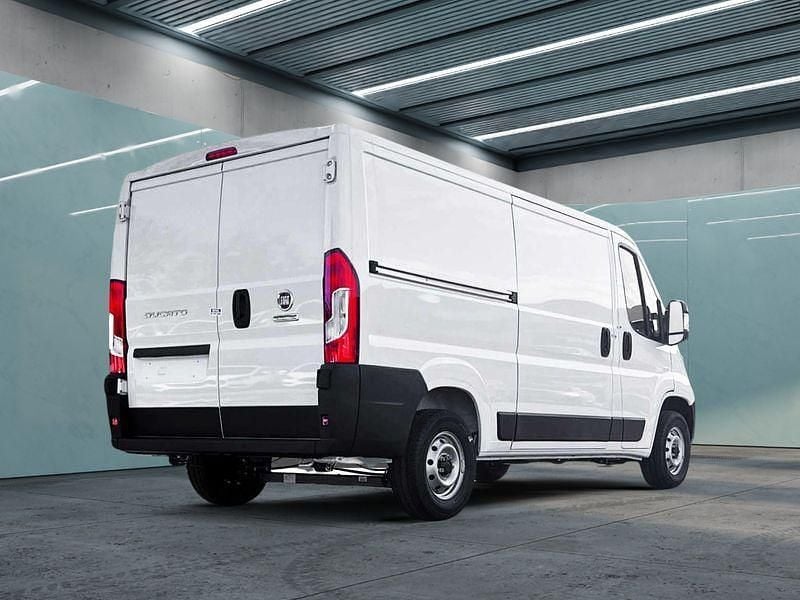 Gebraucht Fiat Ducato 120 PS (88 kW) 2024 Weiß Van