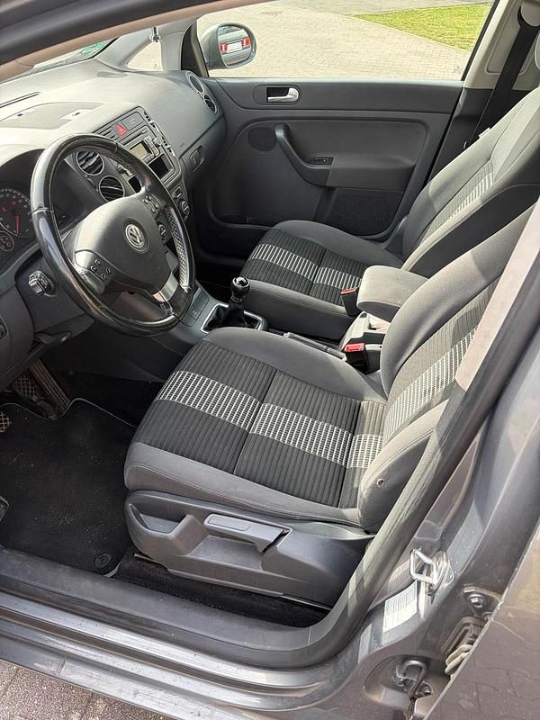 Gebraucht VW Golf Plus Cross United 80 PS (58 kW) 2008 Andere farben Van / Kleinbus