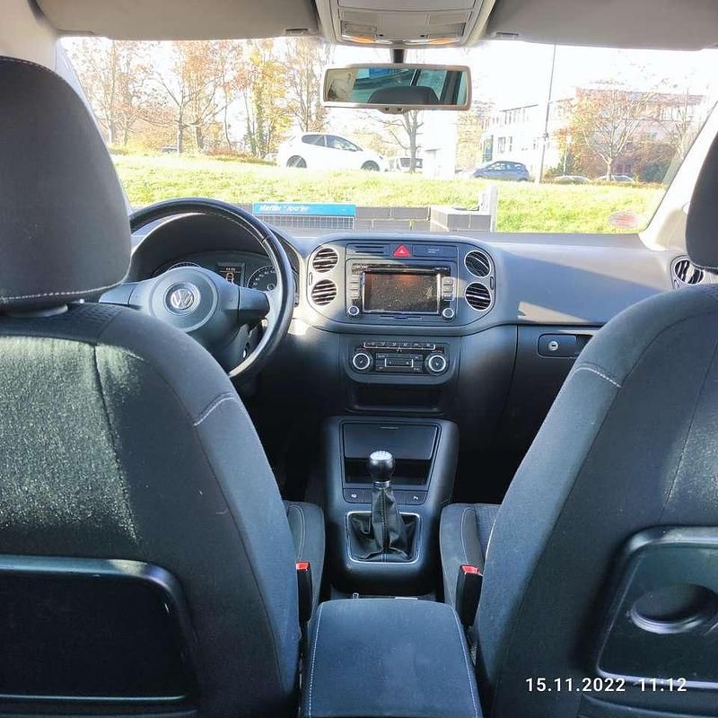 Gebraucht VW Golf VII Team 140 PS (102 kW) 2013 Braun Limousine