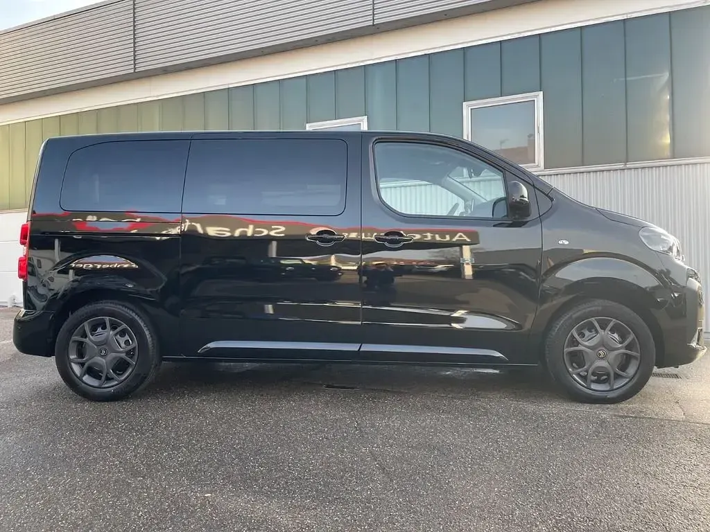 Gebraucht Citroën Spacetourer 177 PS (130 kW) 2025 Schwarz Van / Kleinbus
