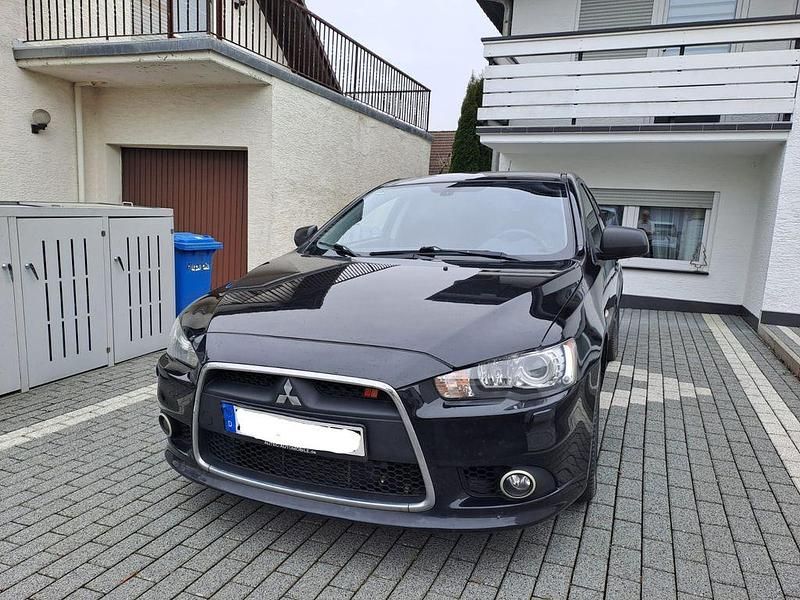Gebraucht Mitsubishi Lancer Edition 150 PS (110 kW) 2011 Schwarz Limousine