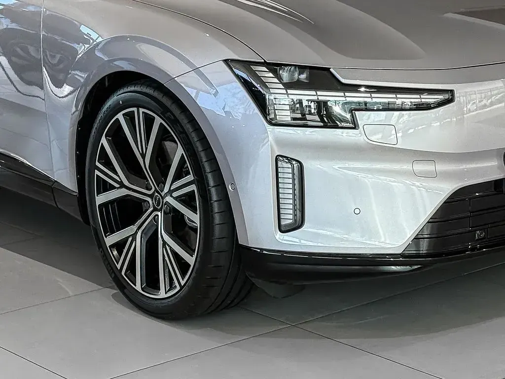 Neu Volvo ES90 Ultra 244 kW (333 PS) 2025 Silber Limousine