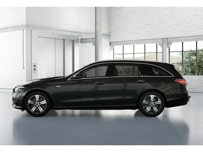 Gebraucht Mercedes C300e 204 PS (150 kW) 2025 Grau metalliclack graphitgrau Kombi