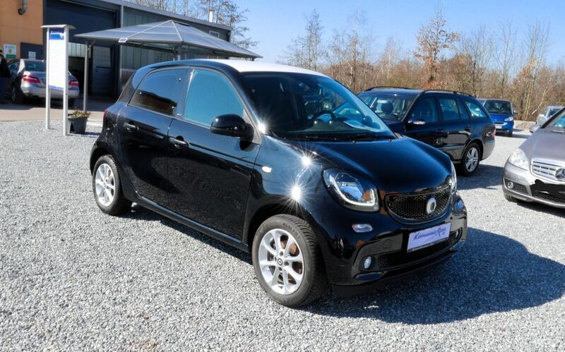 Gebraucht Smart ForFour Passion 71 PS (52 kW) 2016 Schwarz Kleinwagen