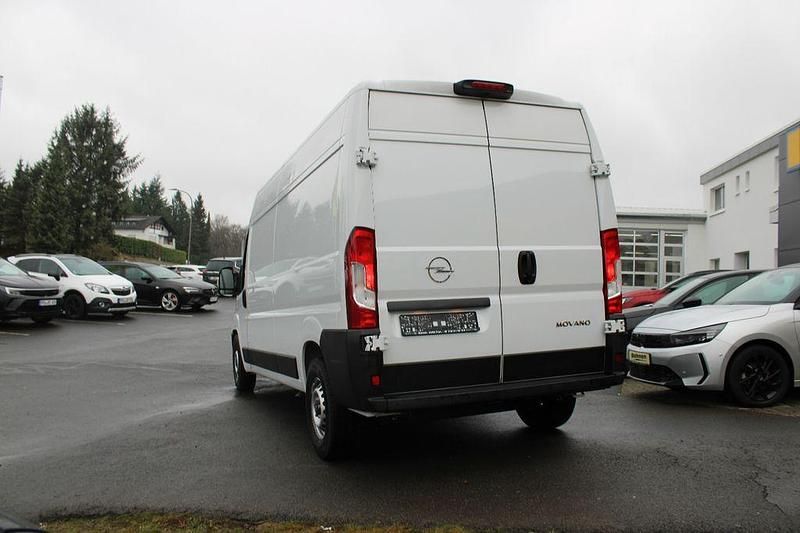 Gebraucht Opel Movano 140 PS (102 kW) 2025 Weiß Van