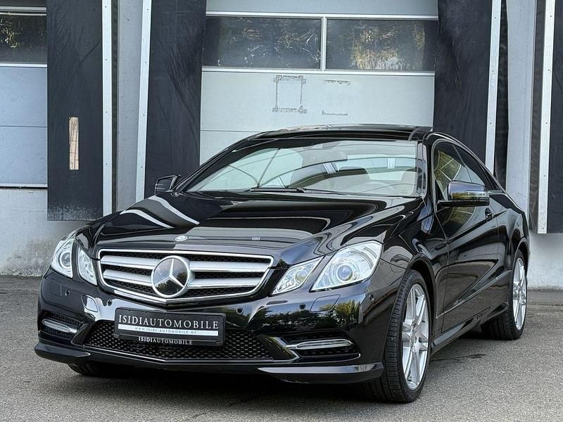 Schwarz Gebraucht 2013 Mercedes E350 AMG Coupé | 26.900 € (Etwas zu teuer) - Bild 1/4