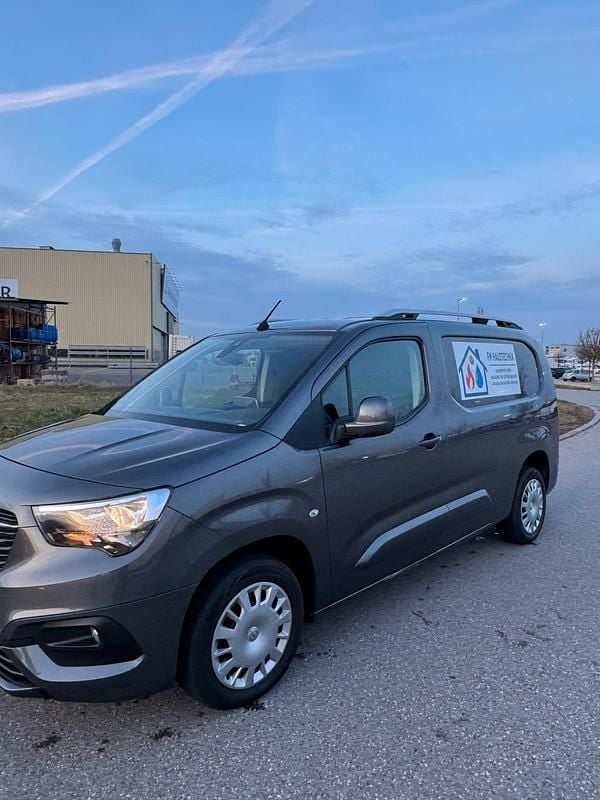 Gebraucht Opel Combo 130 PS (95 kW) 2019 Grau Van / Kleinbus