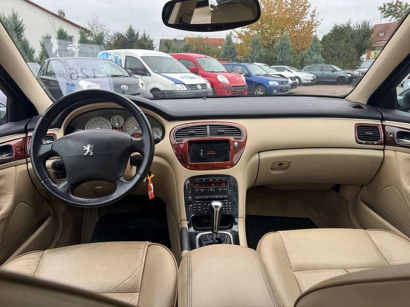 Gebraucht Peugeot 607 Platinum 204 PS (150 kW) 2008 Grau Limousine