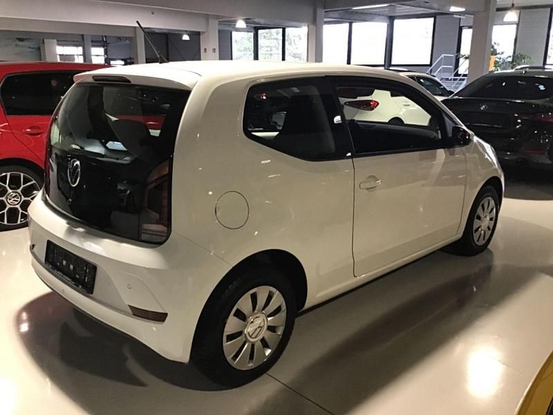 Gebraucht VW up! Basis 65 PS (47 kW) 2021 Weiß Kleinwagen