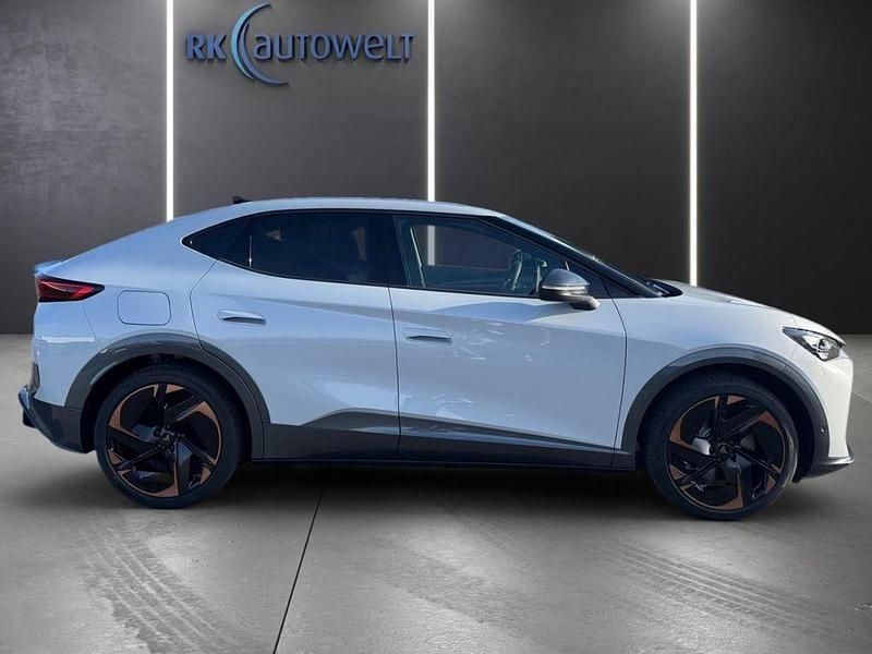 Neu Cupra Tavascan VZ 250 kW (340 PS) 2026 Silber SUV