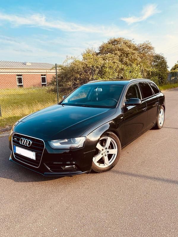 Gebraucht Audi A4 177 PS (130 kW) 2013 Schwarz Kombi