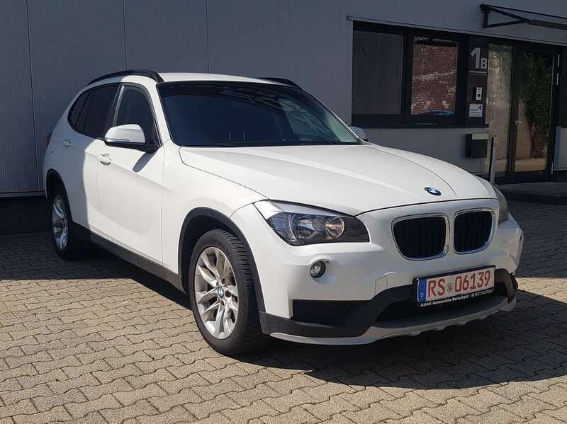 Weiß Gebraucht 2014 BMW X1 SUV | 12.499 € (Fairer Preis) - Bild 1/4