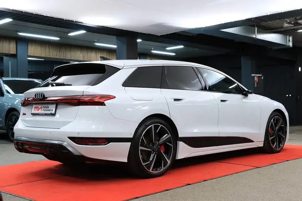 Gebraucht Audi A6 e-tron Performance 269 kW (367 PS) 2024 Weiß Kombi