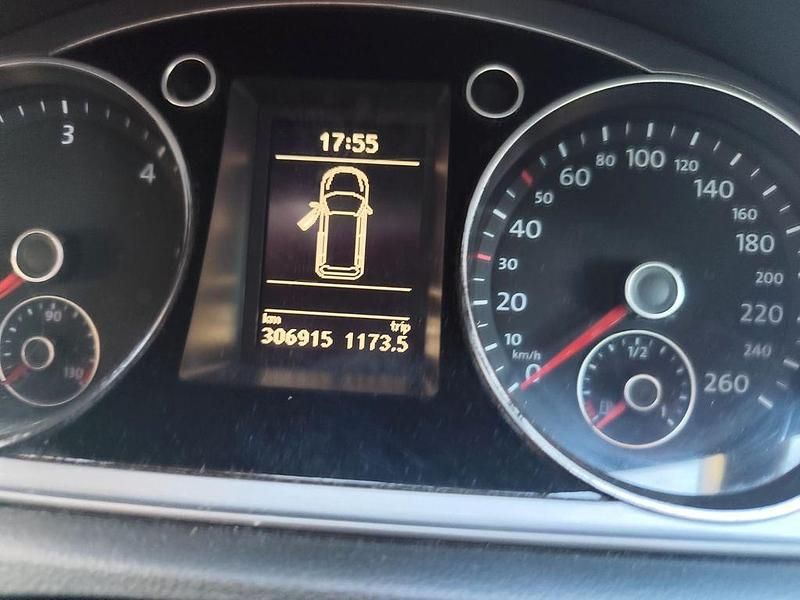 Gebraucht VW Passat Comfortline 140 PS (102 kW) 2011 Blau Kombi