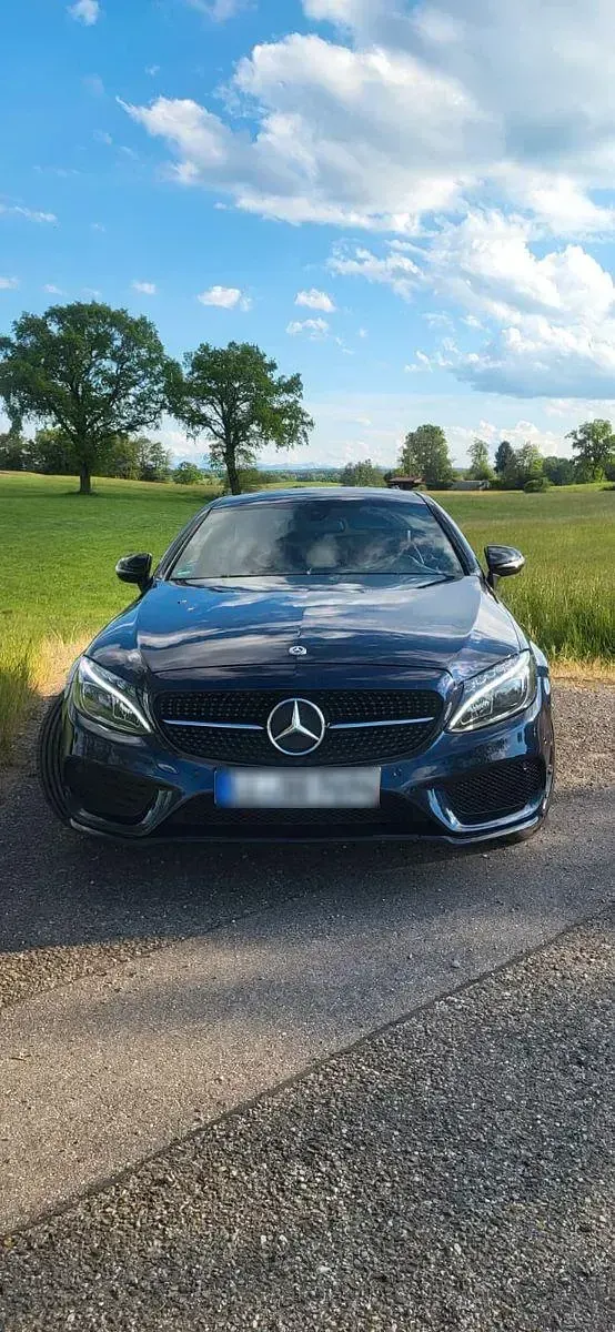 Gebraucht Mercedes C220 AMG 170 PS (125 kW) 2018 Blau Coupé
